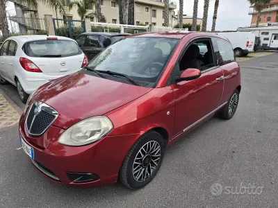 Usata Lancia Ypsilon 69 CV (50 kW) 2008 Rosso Utilitaria