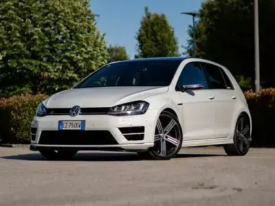Usata VW Golf VII R 300 CV (220 kW) 2015 Bianco