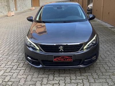 Usata Peugeot 308 Business-Line 119 CV (87 kW) 2017 Grigio Station wagon