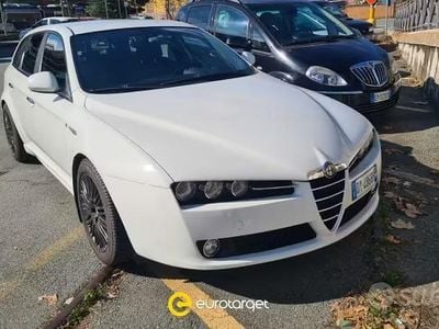 Usata Alfa Romeo 159 Distinctive 260 CV (191 kW) 2009 Bianco Station wagon