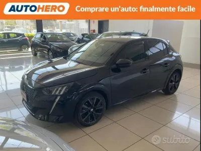 Usata Peugeot 208 Allure 101 CV (74 kW) 2023 Nero Utilitaria