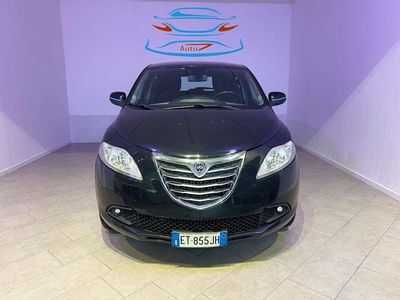 Usata Lancia Ypsilon 85 CV (62 kW) 2013 Nero Utilitaria