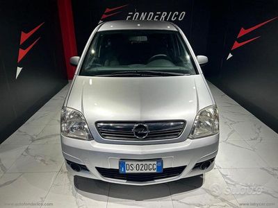 Occasion Opel Meriva Club 75 ch (55 kW) 2009 Gris Monospace