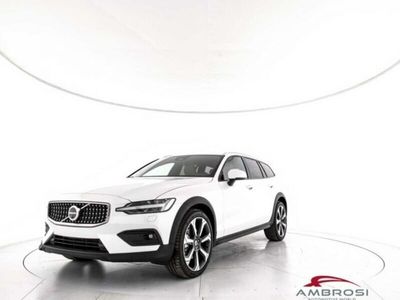 usata Volvo V60 CC B4 (d) AWD automatico Ultimate nuova a Corciano