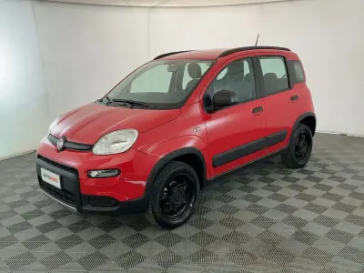 Usata Fiat Panda 4x4 Wild 85 CV (62 kW) 2021 Rosso Utilitaria