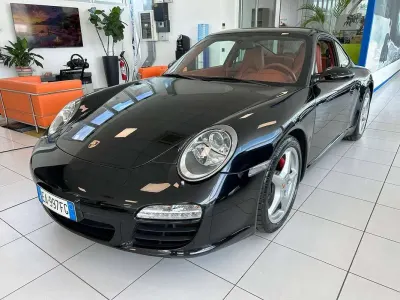 Usata Porsche 911 Carrera 325 CV (239 kW) 2005 Nero Coupé
