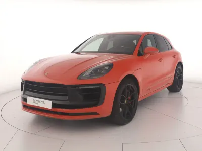 Usata Porsche Macan 441 CV (324 kW) 2022 Colore su campione solido SUV