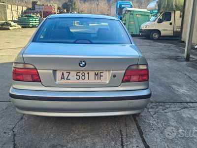 BMW 525