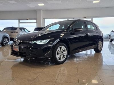Usata VW Golf VIII Life 115 CV (84 kW) 2025 Nero Berlina