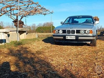 Usata BMW 520 150 CV (110 kW) 1993 Grigio Berlina
