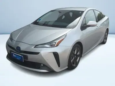 Begagnad Toyota Prius Lounge 98 HK (72 kW) 2022 Grå Halvkombi