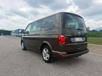 Usata VW Caravelle 150 CV (110 kW) 2017 Furgone