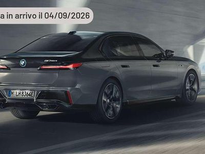 Usata BMW i7 Comfort Edition 135 kW (184 CV) 2023 Argento Berlina