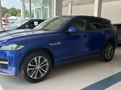 Usata Jaguar F-Pace 179 CV (131 kW) 2019 Blu SUV