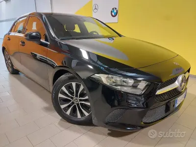 Usata Mercedes A180 Business 116 CV (85 kW) 2021 Nero Berlina