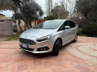 Usata Ford S-MAX S 179 CV (131 kW) 2016 Argento Monovolume