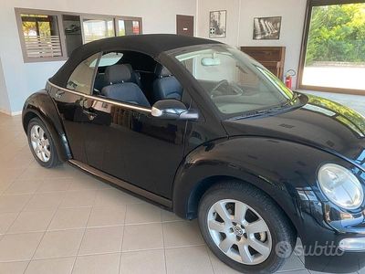 Begagnad VW New Beetle 116 HK (85 kW) 2004 Svart Halvkombi