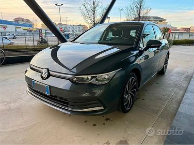 Usata VW Golf VIII 115 CV (84 kW) 2020 Grigio Berlina