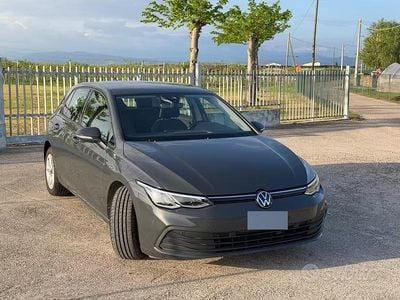 Usata VW Golf VIII 115 CV (84 kW) 2022 Grigio Berlina