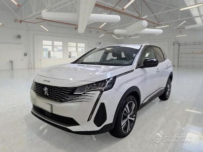 Usata Peugeot 3008 Allure 131 CV (96 kW) 2023 Bianco SUV