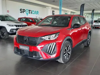 Usata Peugeot 2008 Active 100 CV (73 kW) 2024 Rosso SUV