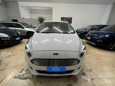 Usata Ford S-MAX Titanium 150 CV (110 kW) 2015 Bianco Monovolume