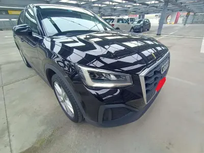 Usata Audi Q2 Admired 116 CV (85 kW) 2022 Nero SUV