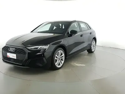 Usata Audi A3 Business 204 CV (150 kW) 2024 Nero mito metallizzato Berlina
