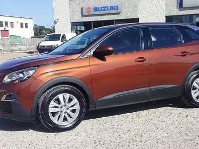 Usata Peugeot 3008 Business-Line 131 CV (96 kW) 2019 Giallo SUV
