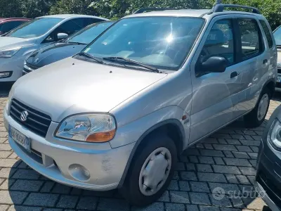 Usata Suzuki Ignis 83 CV (61 kW) 2001 Grigio Utilitaria
