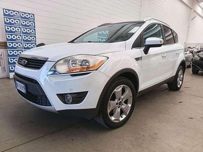 Usata Ford Kuga Titanium 136 CV (100 kW) 2009 Bianco SUV