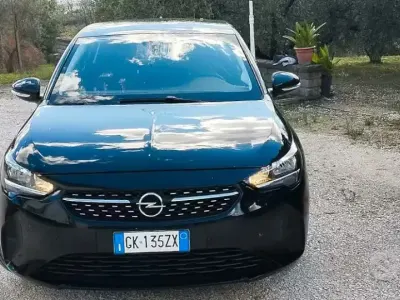 Usata Opel Corsa Edition 75 CV (55 kW) 2022 Nero Utilitaria