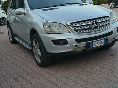 Usata Mercedes 320 2008 Grigio SUV
