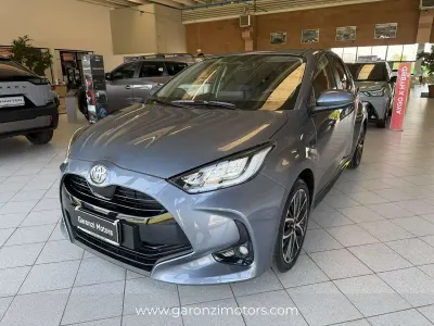 Nuova Toyota Yaris Hybrid 116 CV (85 kW) 2026 Argento Berlina