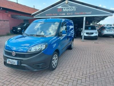 Usata Fiat Doblò 120 CV (88 kW) 2019 Blu Monovolume