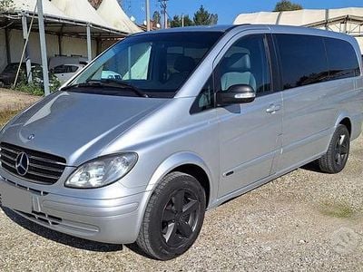 Usata Mercedes Viano 150 CV (110 kW) 2007 Grigio Monovolume
