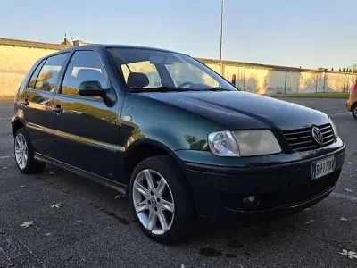 Usata VW Polo Comfortline 75 CV (55 kW) 2000 Verde Berlina