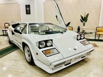 Usata Lamborghini Countach 374 CV (275 kW) 1983 Bianco Coupé