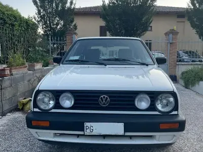 Usata VW Golf II 54 CV (39 kW) 1990 Bianco Utilitaria