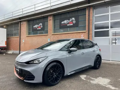Usata Cupra Born 69 kW (95 CV) 2023 Grigio Utilitaria