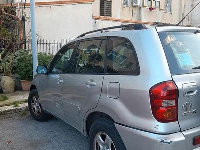 Usata Toyota RAV4 2005 Grigio SUV