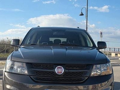 Usata Fiat Freemont Black Code 170 CV (125 kW) 2014 Grigio SUV