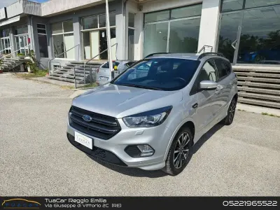 Usata Ford Kuga ST-Line 120 CV (88 kW) 2018 Grigio SUV