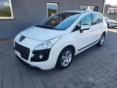 Usata Peugeot 3008 Business-Line 115 CV (84 kW) 2013 Bianco Station wagon