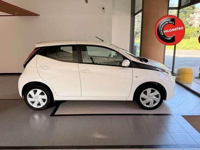Brugt Toyota Aygo X-play 69 HK (50 kW) 2015 Hvid Hatchback