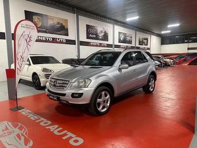Usata Mercedes ML320 224 CV (164 kW) 2008 Argento SUV