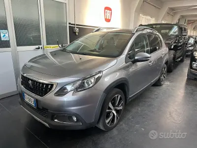 Usata Peugeot 2008 Allure 110 CV (80 kW) 2016 Grigio SUV
