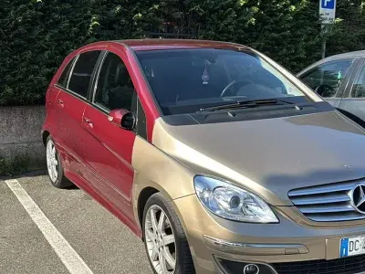Usata Mercedes B200