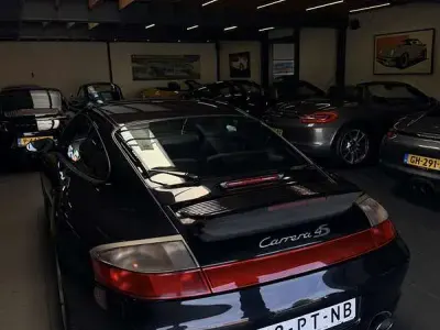 Usata Porsche 911 Carrera 4S 320 CV (235 kW) 2002 Coupé