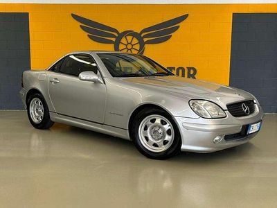 Usata Mercedes SLK200 163 CV (119 kW) 2002 Argento Cabrio